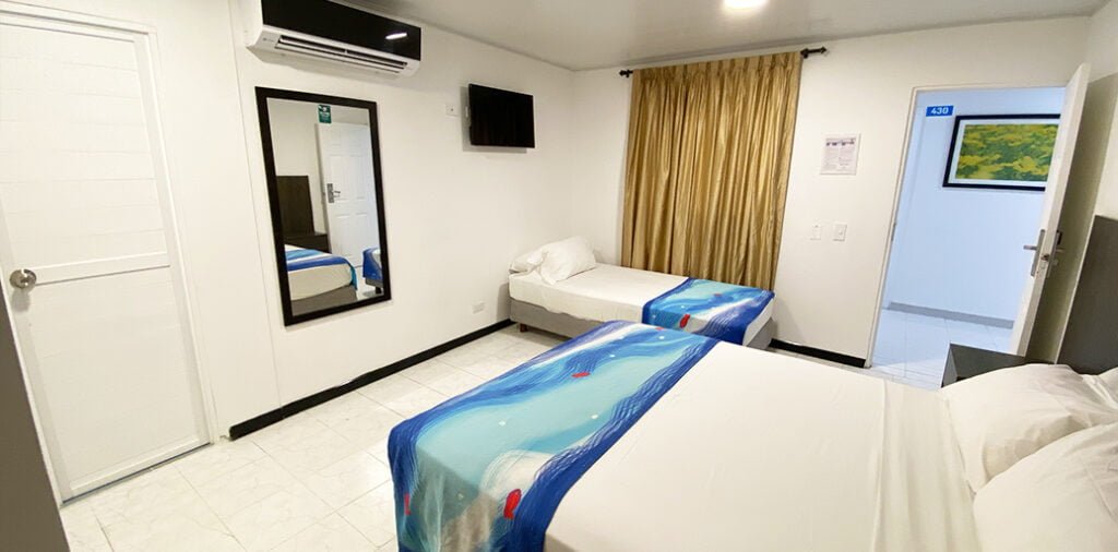 ON VACATION - SAN ANDRES- HOTEL TOWER EXPRESS - HABITACION -1