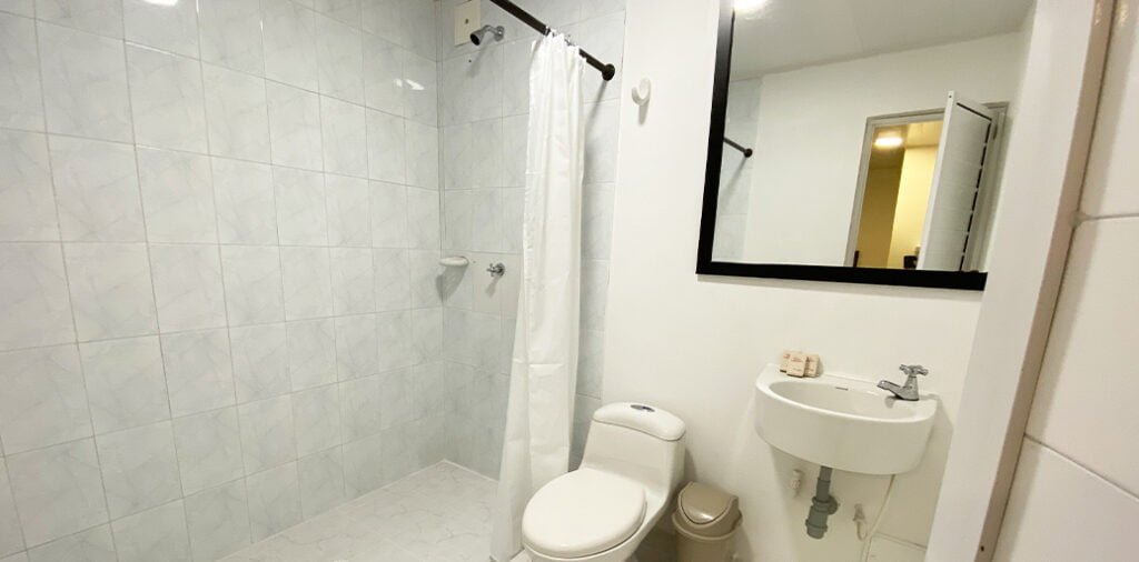 ON VACATION - SAN ANDRES- HOTEL TOWER EXPRESS - HABITACION - 3